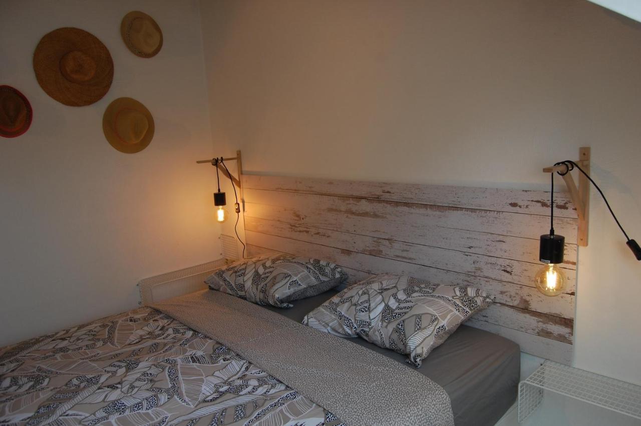 Appartement Fleurs Des Champs - Esc'Appart 罗什福尔 外观 照片